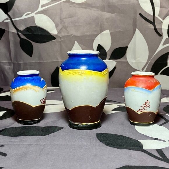 Vintage Occupied Japan Satsuma Moirage Porcelain Bone China Mini Vases Set Of 3 - Picture 2 of 12